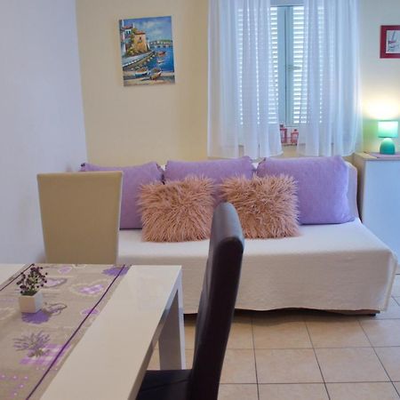 Studio Lela Novalja Ngoại thất bức ảnh
